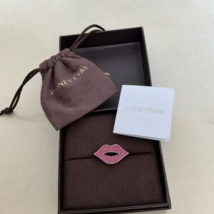 STUNNING NEW SYDNEY EVAN LARGE 14K ROSE GOLD RUBY LIPS RING